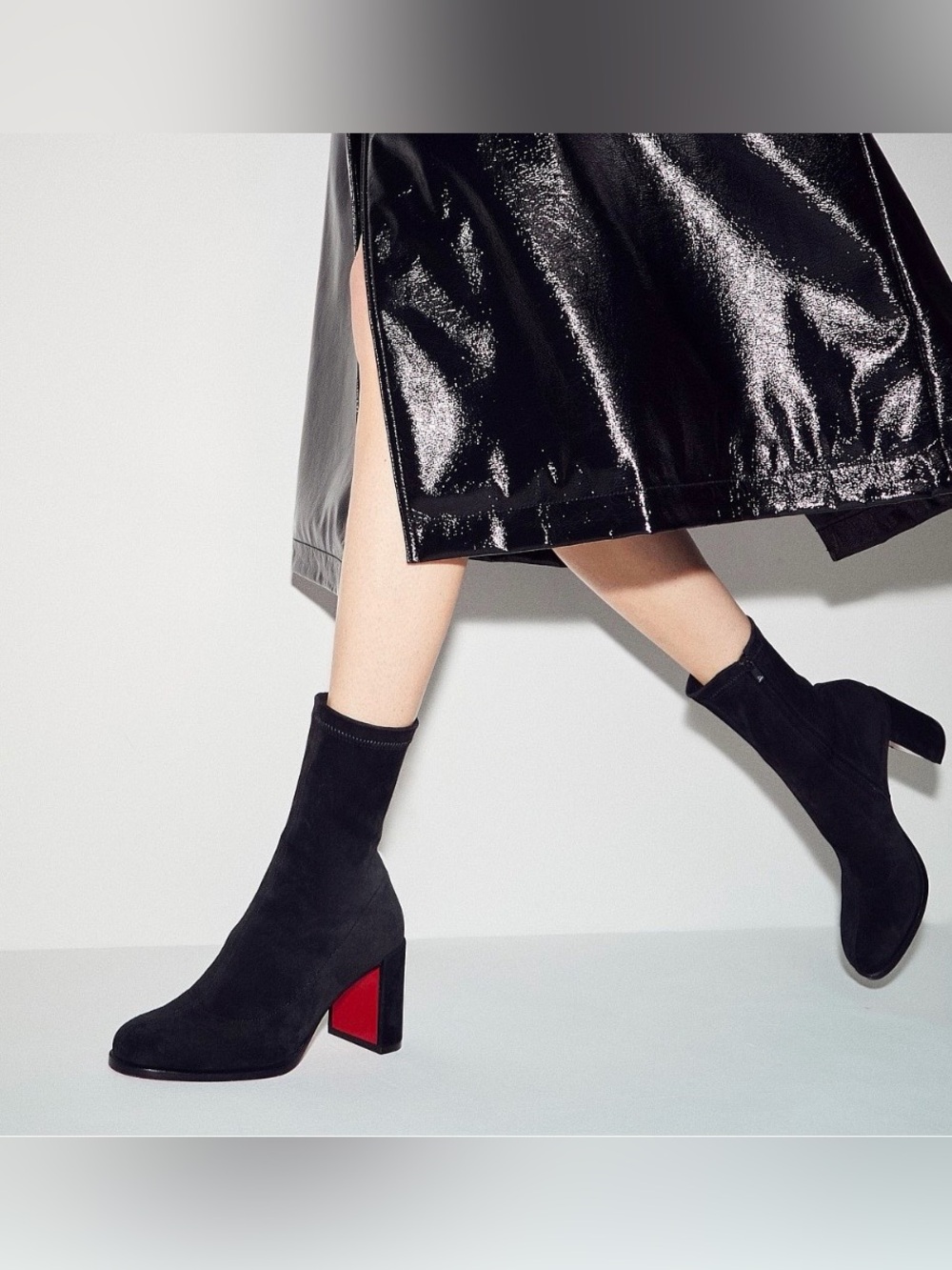 Christian Louboutin
Stretchadoxa 70mm Black
Suede Ankle Boots block heels